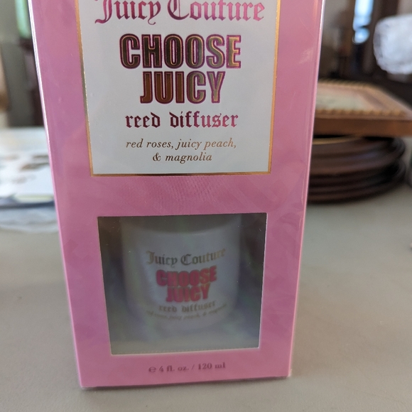 Juicy Couture Reed Diffuser Set. - Picture 1 of 4